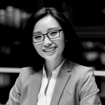 Rie-BW-Mondo-Marketing-1.jpg